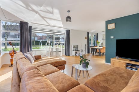 Breeakkers 2 secondary image