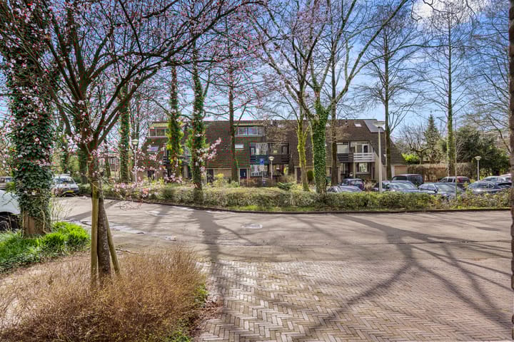 Photo 2 of Roghorst 313