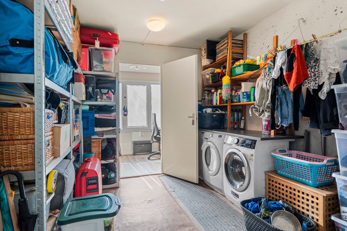 Photo 19 of Roghorst 313