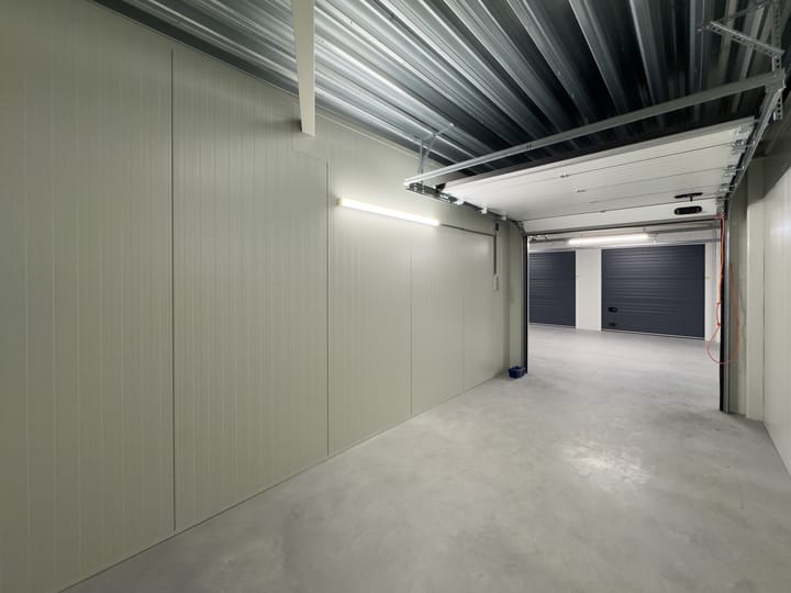 Foto 2 van Steur 370