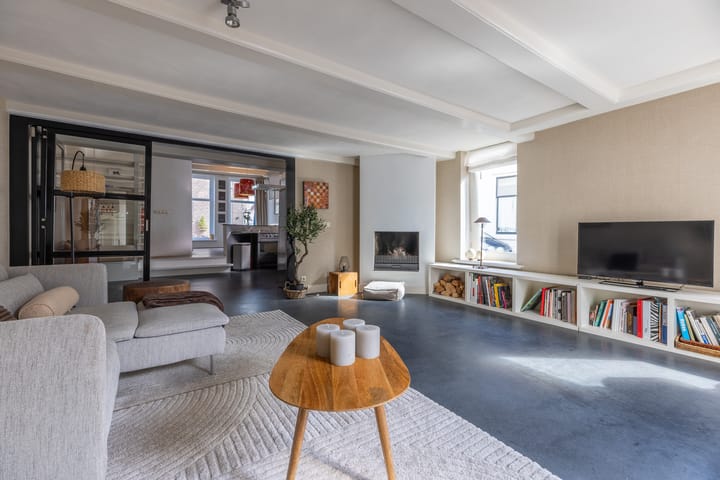 Hoekwoning te koop: Peperstraat 14, Naarden
