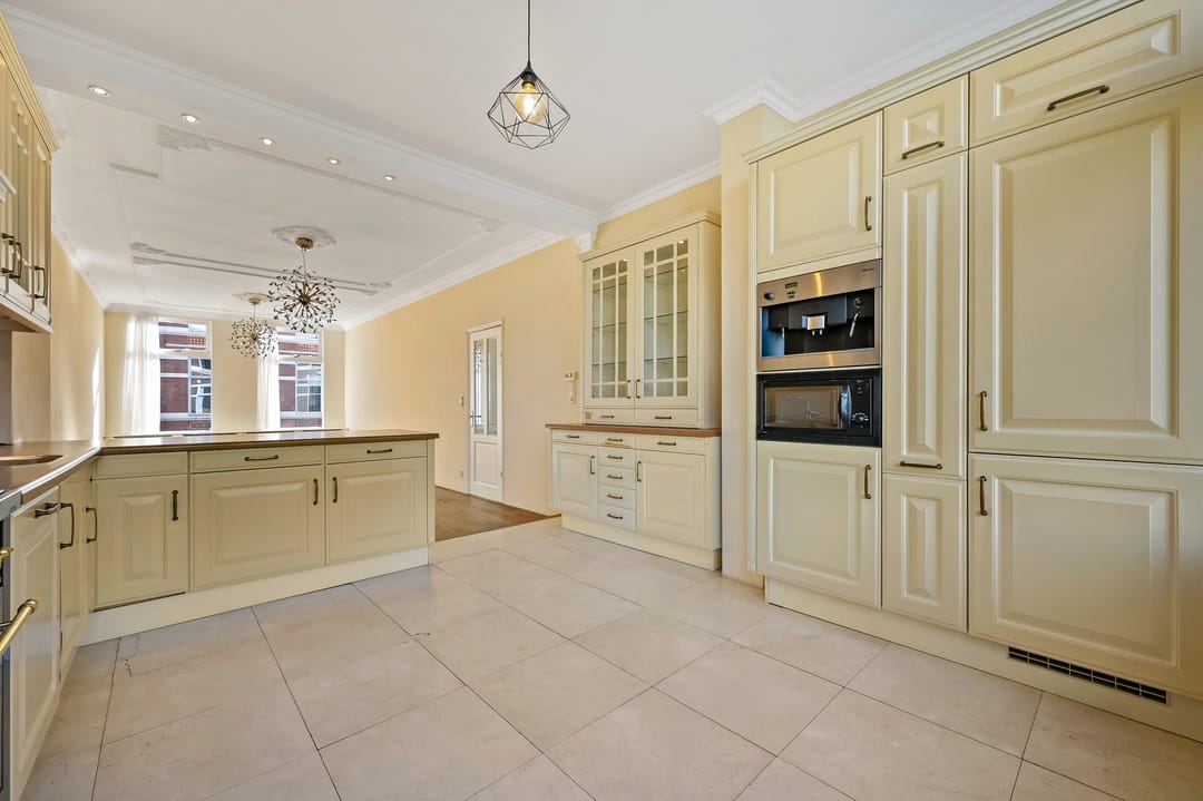 Foto 17 van Rijklof van Goensstraat 44