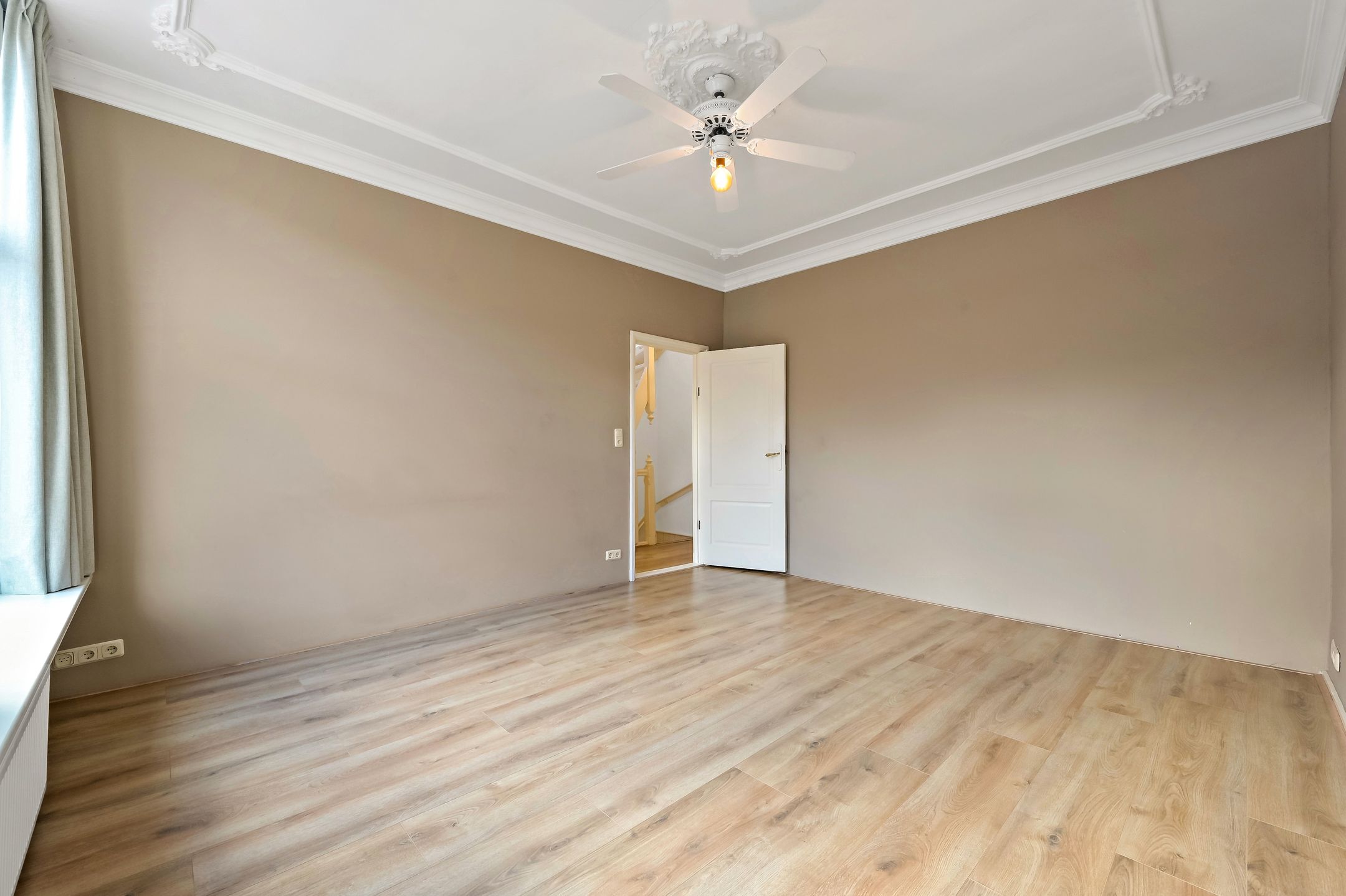 Foto 30 van Rijklof van Goensstraat 44