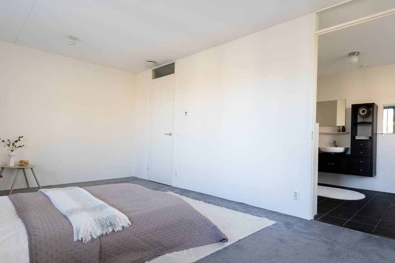 Photo 34 of Dorpsweg 127-D