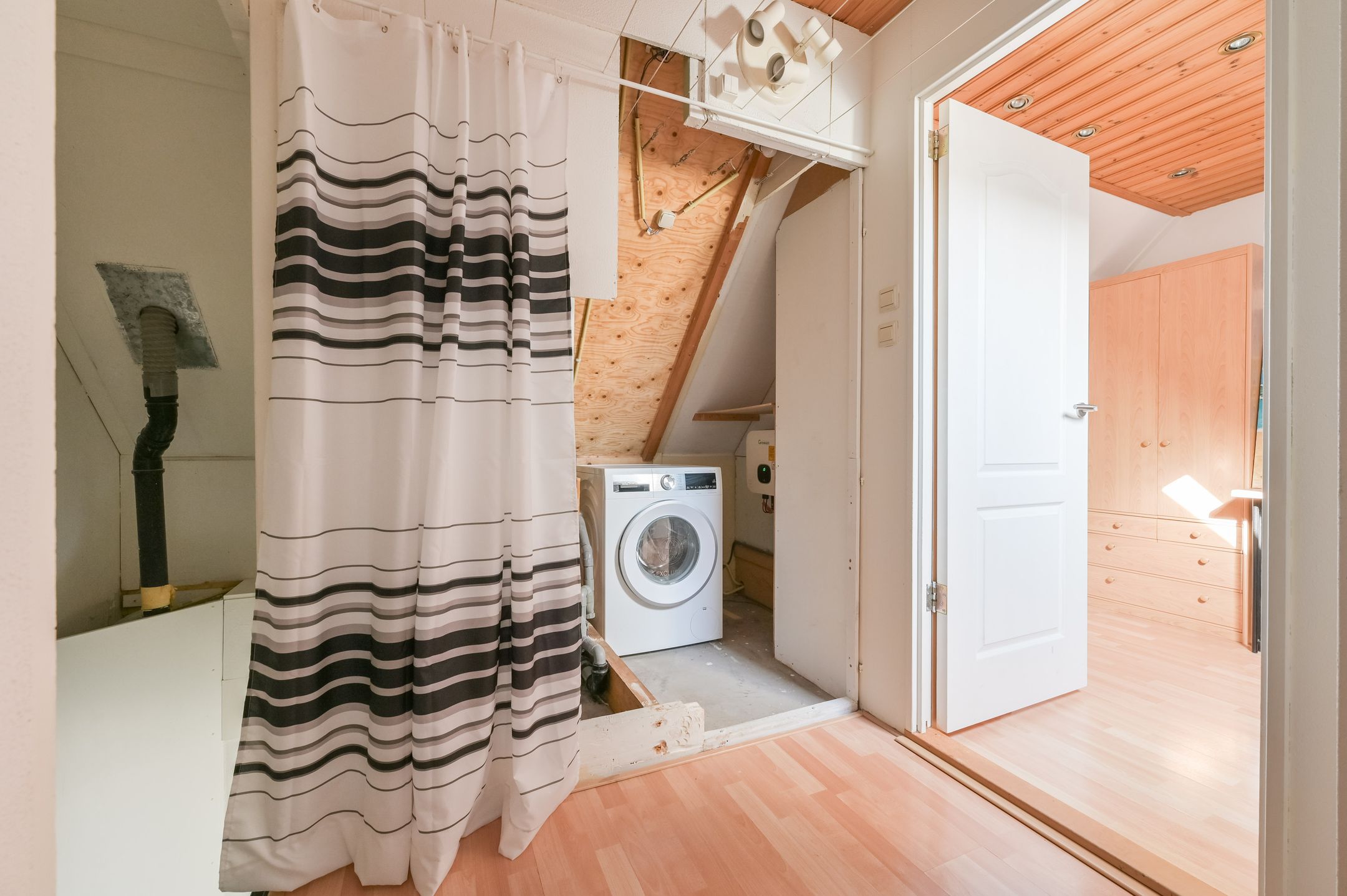 Foto 33 van Samoen 13