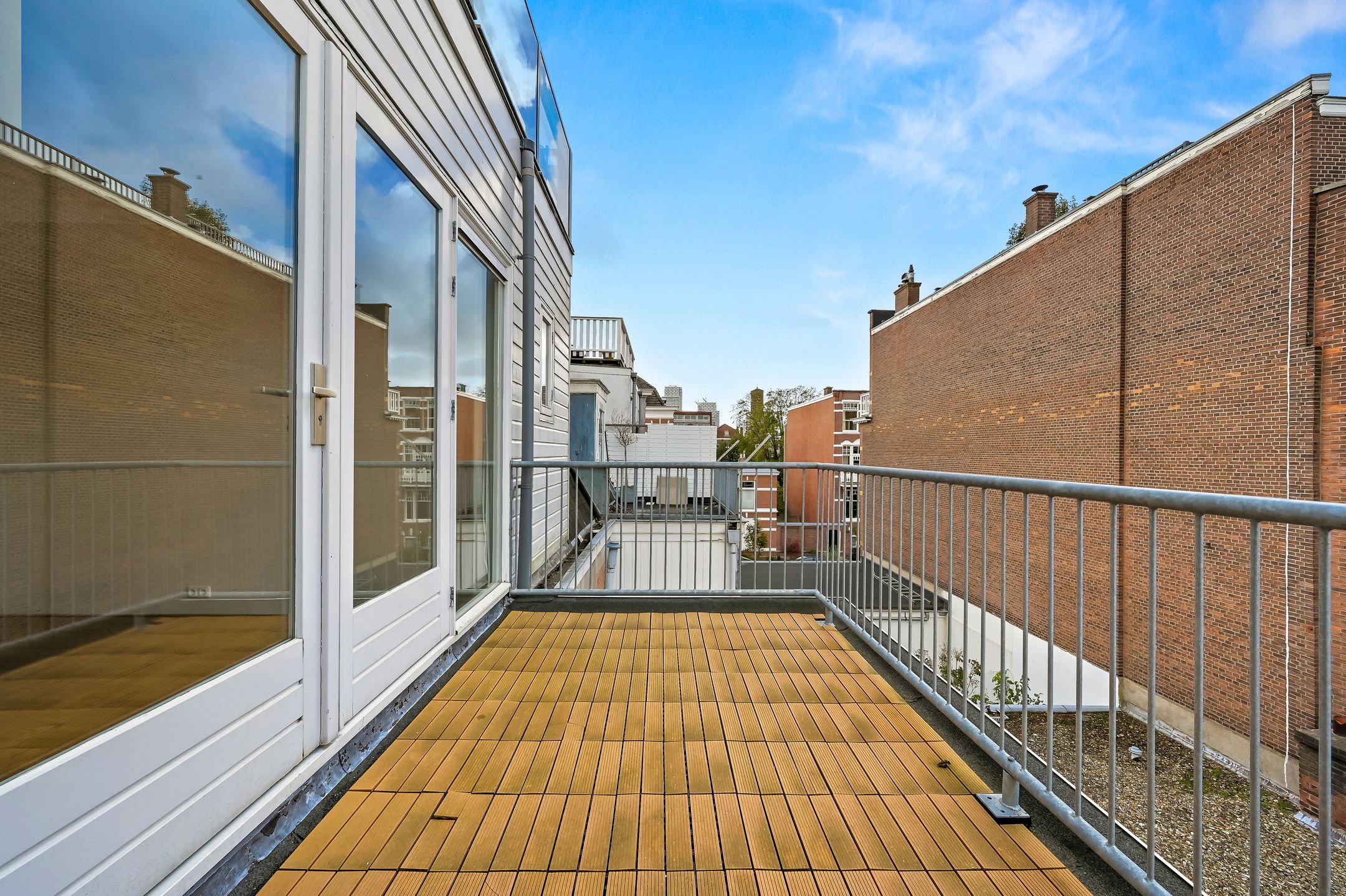 Foto 36 van Rijklof van Goensstraat 44