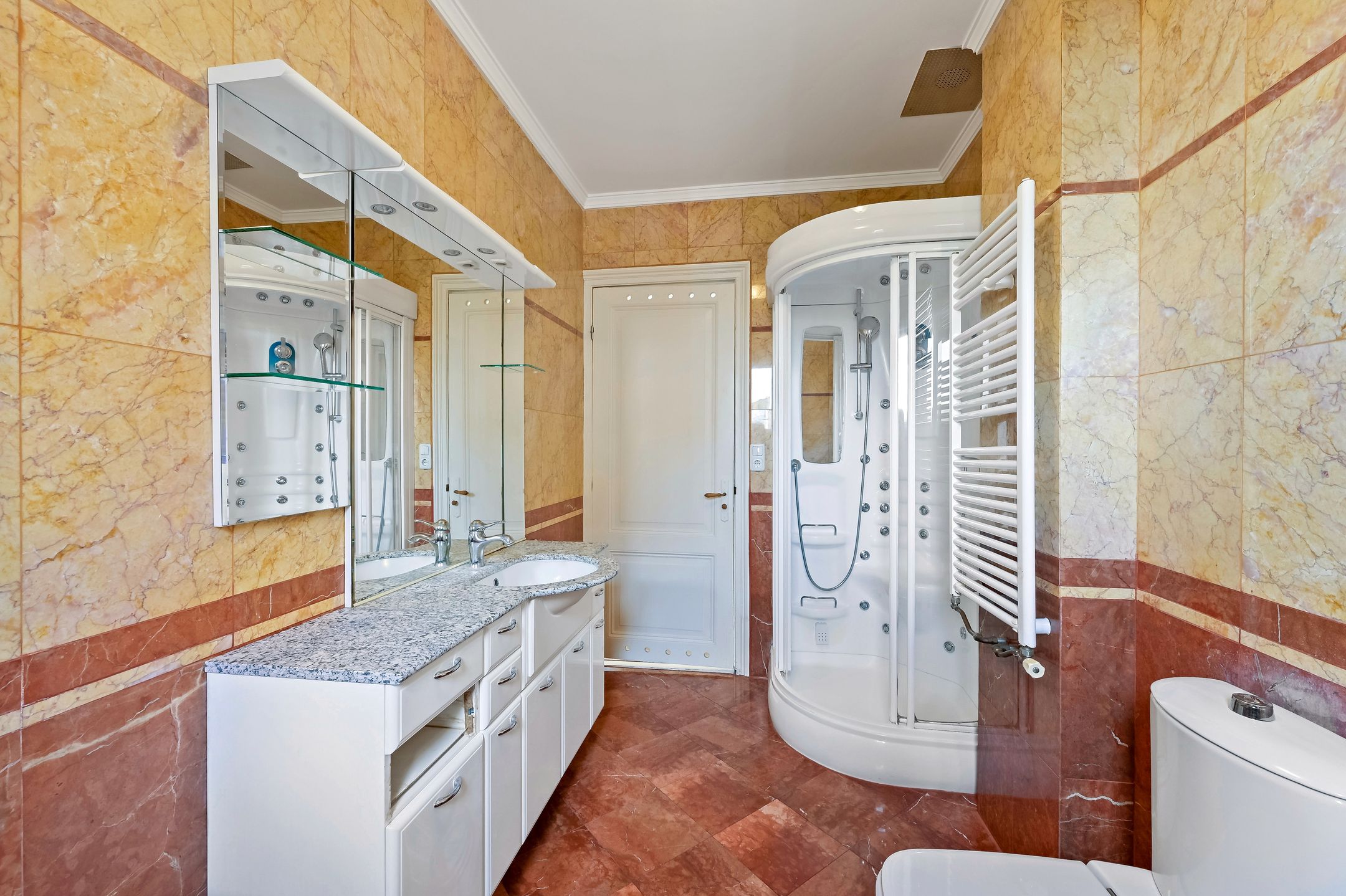 Foto 27 van Rijklof van Goensstraat 44