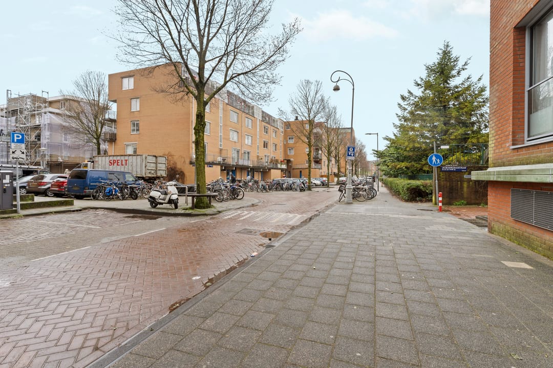 Foto 43 van Jacob Burggraafstraat 150