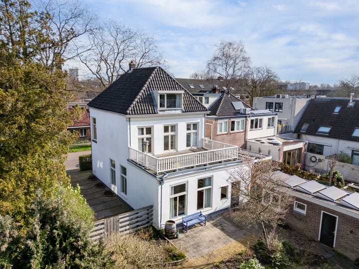 Photo 2 of Heiligenbergerweg 37