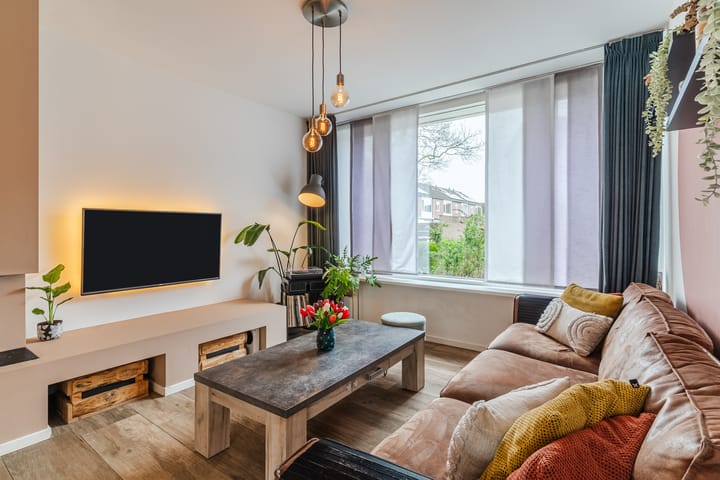 Photo 4 of Perosistraat 34