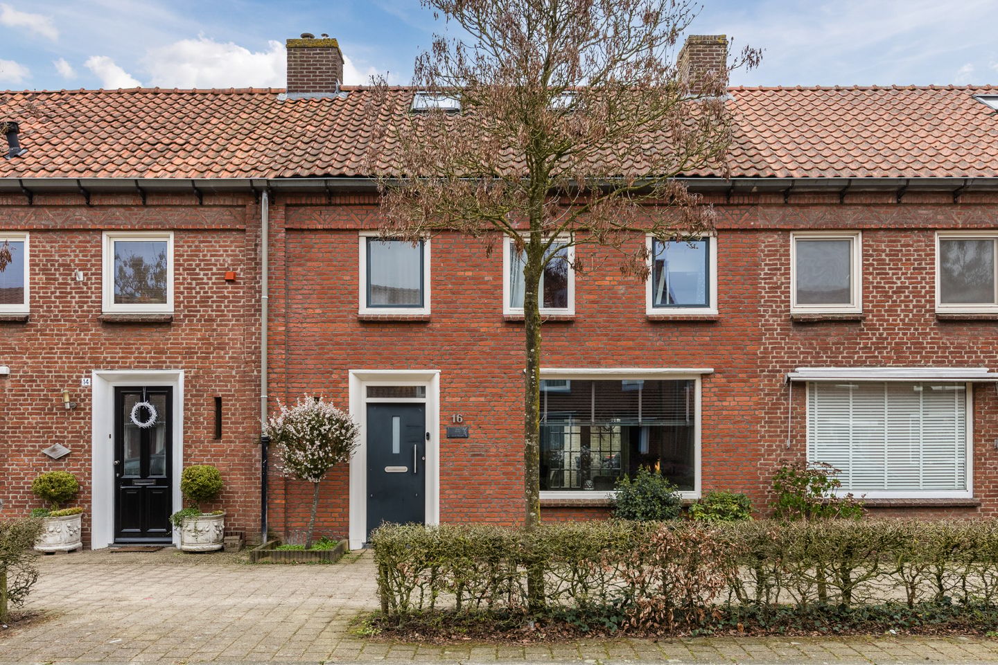 Burgemeester Philipsenstraat 16 — te koop in Goirle, Tussenwoning