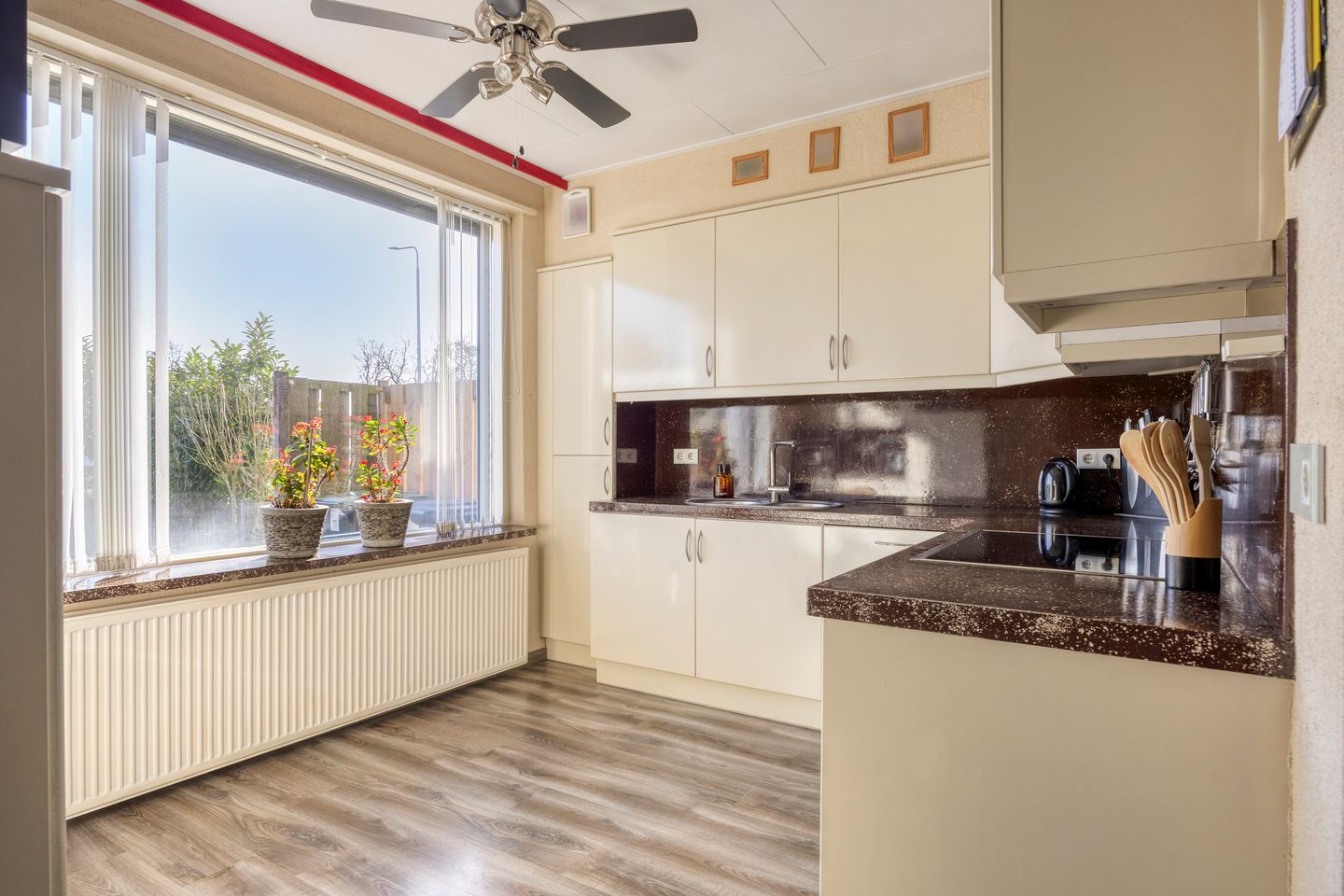 Photo 14 of Kleibergsestraat 22-A