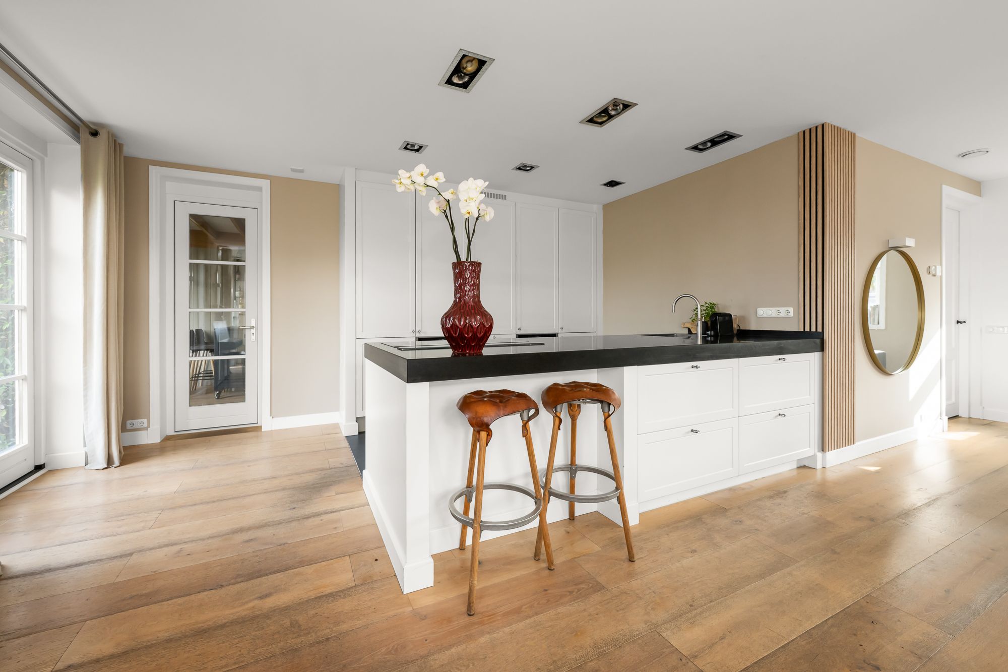 Photo 9 of Liguster 13