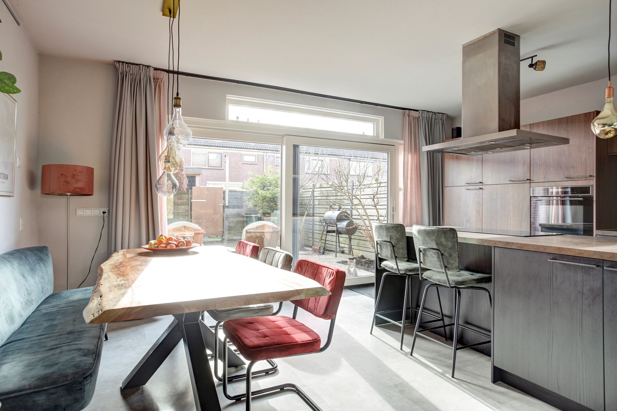 Foto 3 van Loodglans 64