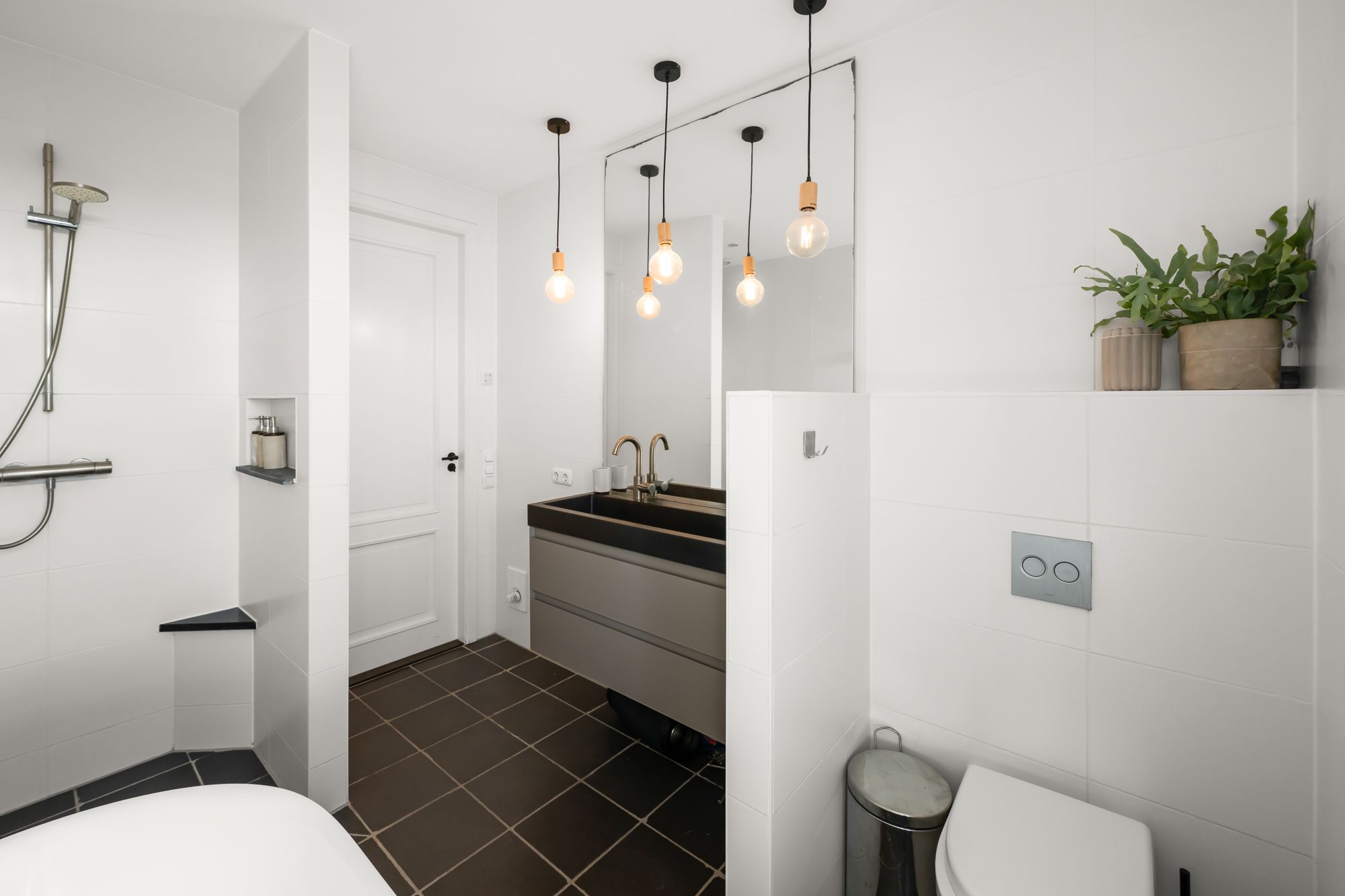 Photo 30 of Liguster 13