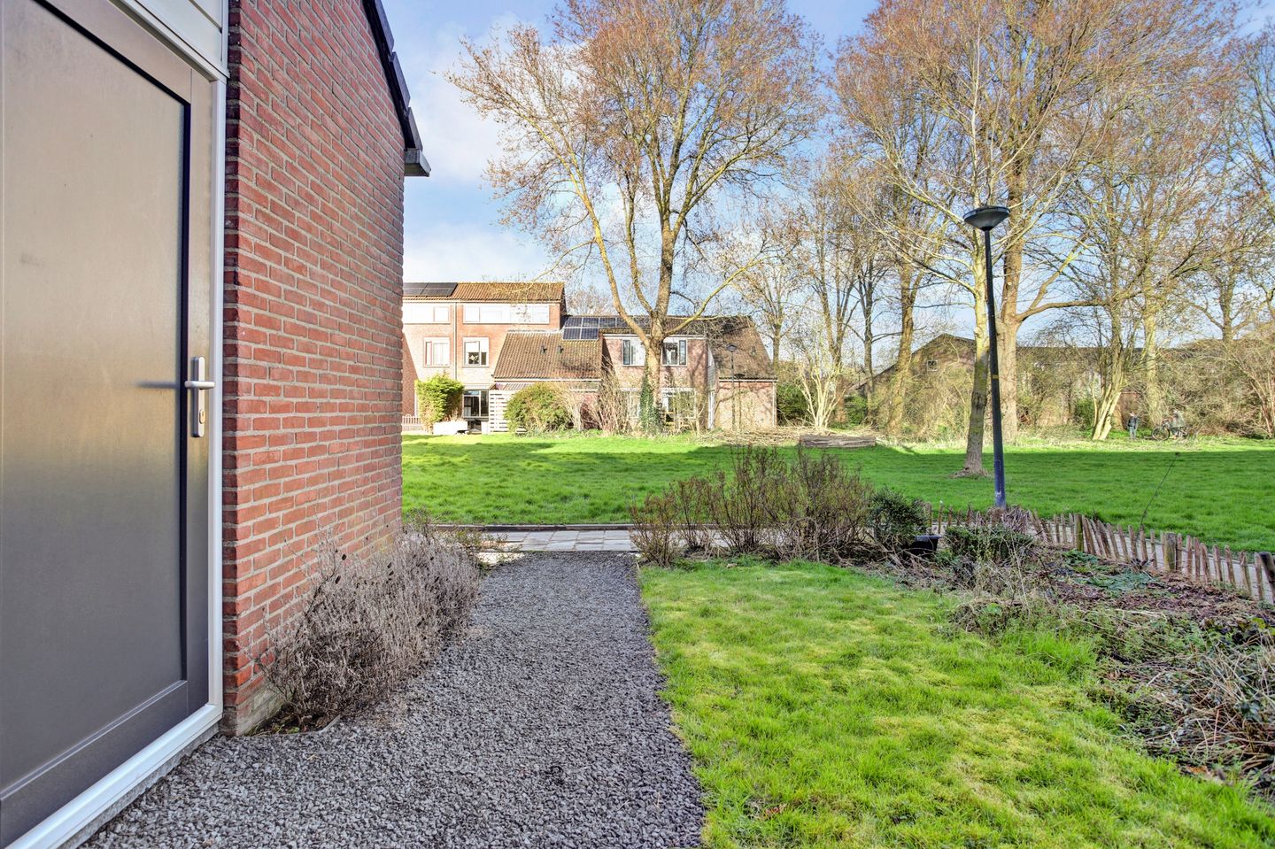 Foto 40 van Loodglans 64