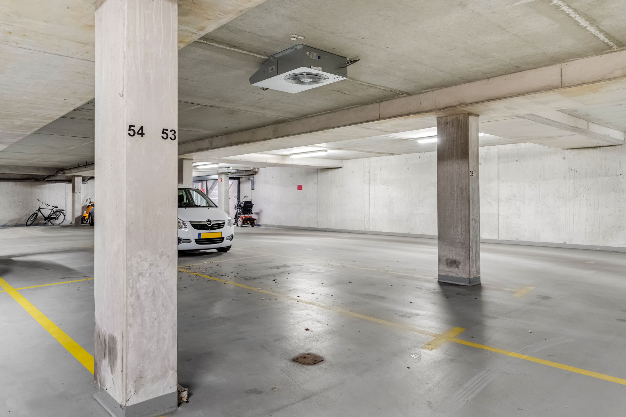 Foto 24 van Marktstraat 213