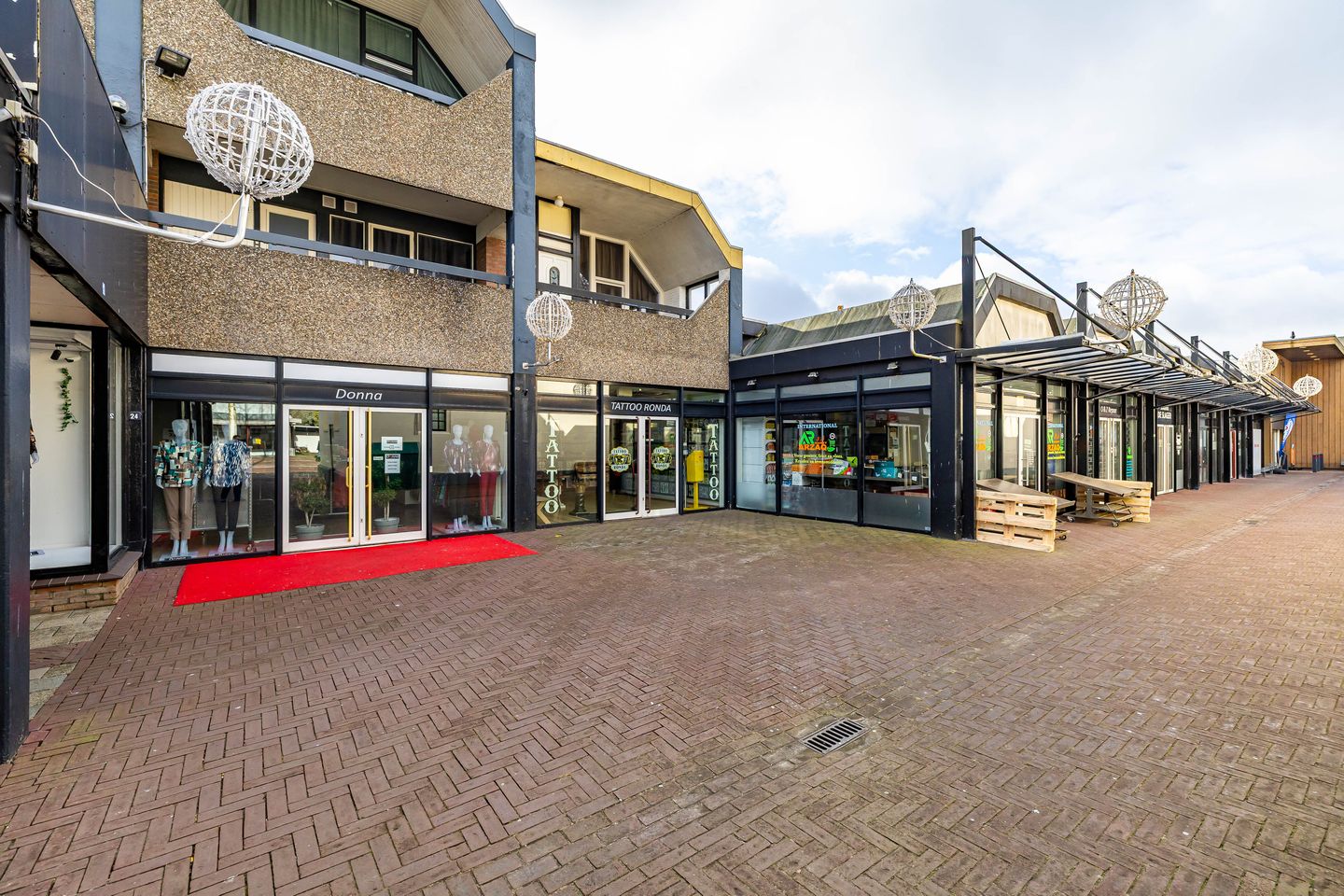 View photo 2 of de Dam 26