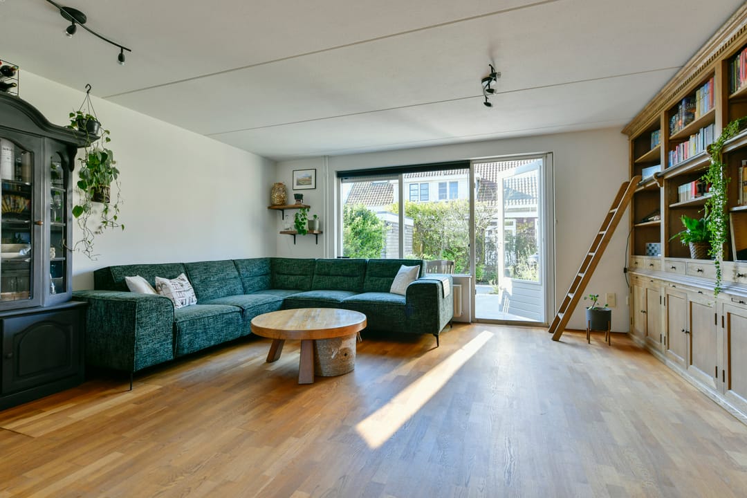 Photo 2 of Oranjehof 6