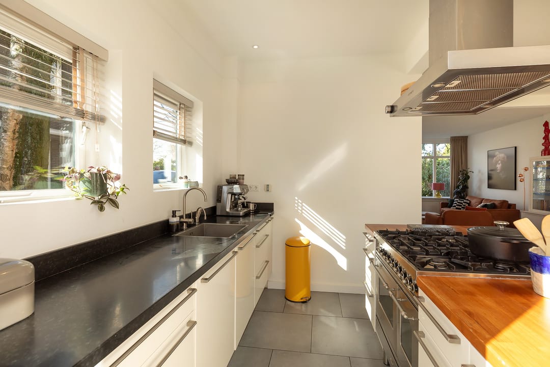 Foto 11 van Johan de Wittstraat 43