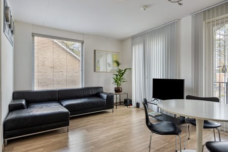 Pieter Zeemanstraat 1-25 secondary image