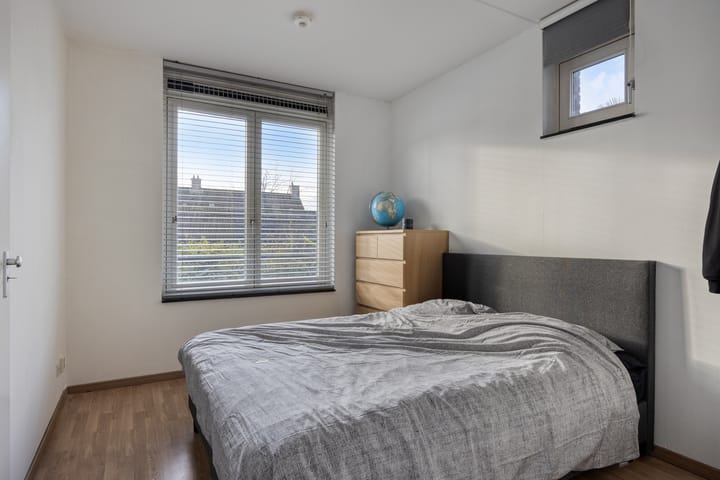 Photo 4 of Pieter Zeemanstraat 1-25