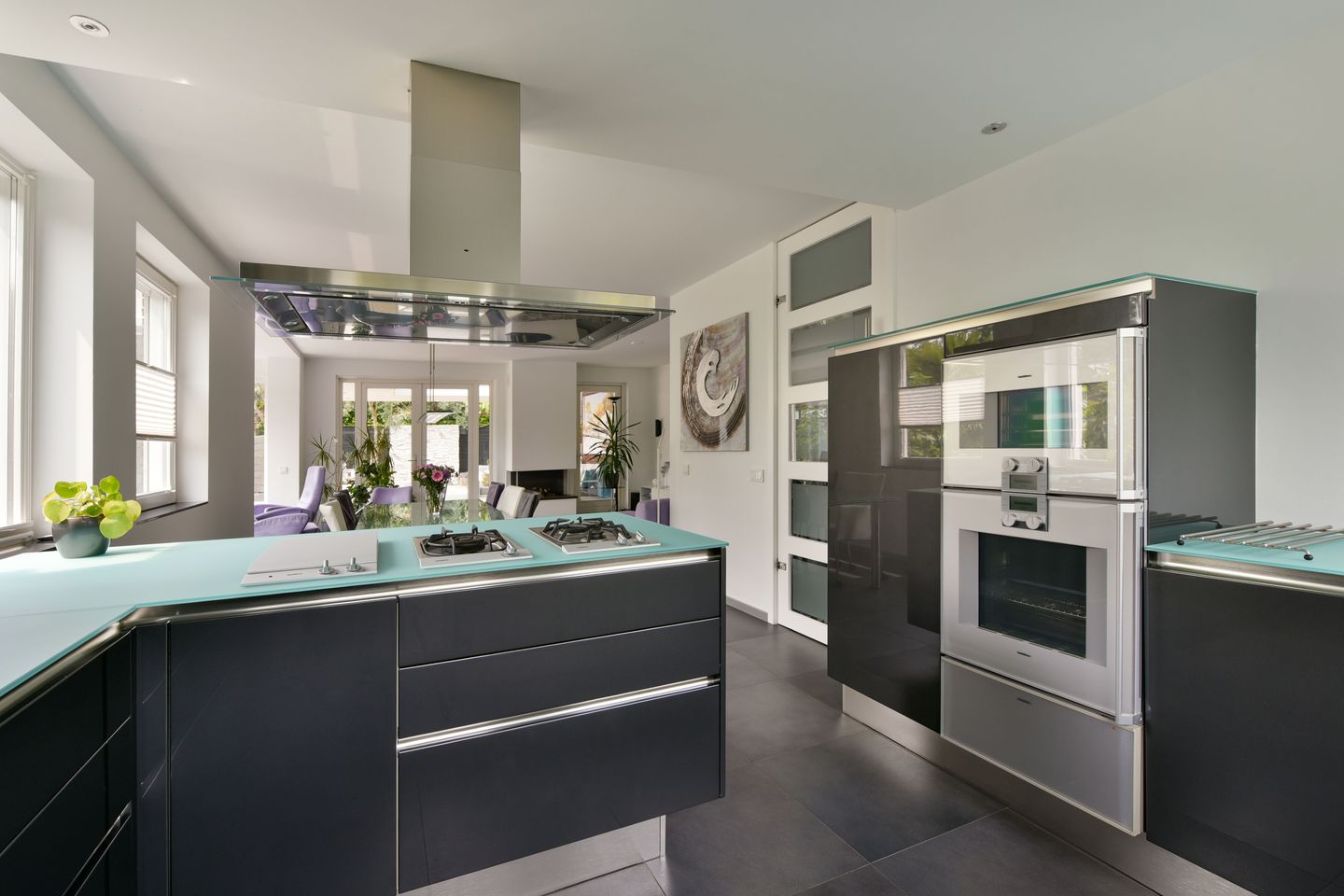 Foto 10 van Rechtsachterstraat 12