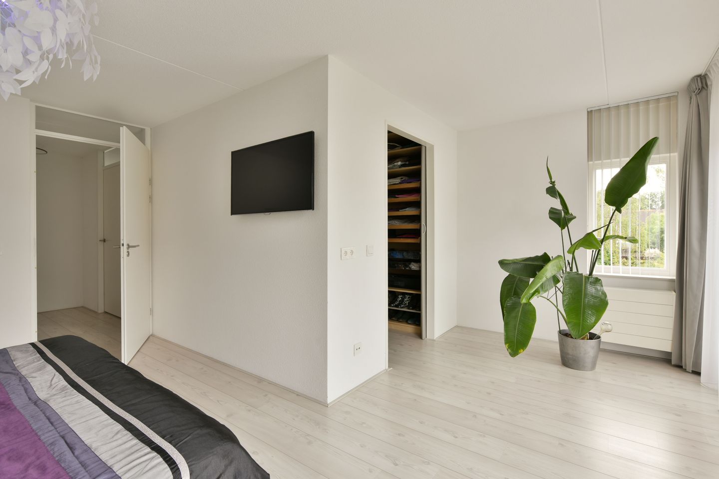 Foto 19 van Rechtsachterstraat 12