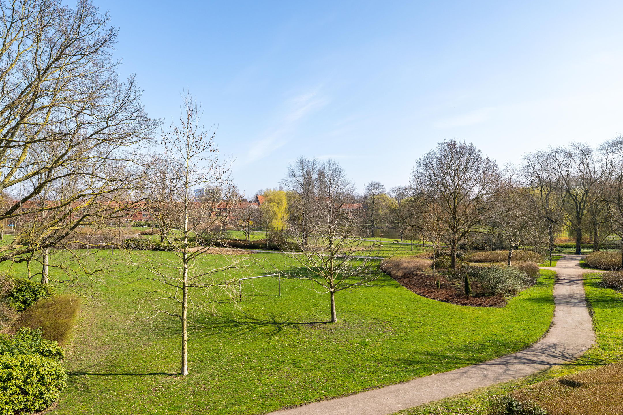 Move-in Ready Maisonette with Spectacular Park View in Groningen — 21