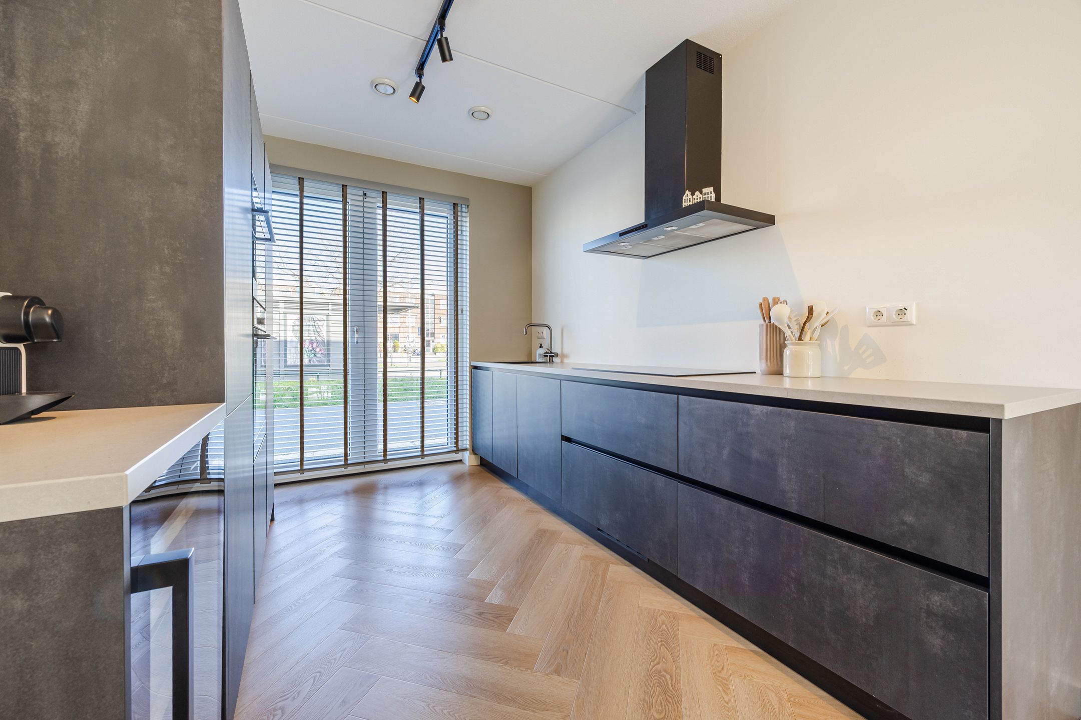 Foto 12 van Leyweg 273