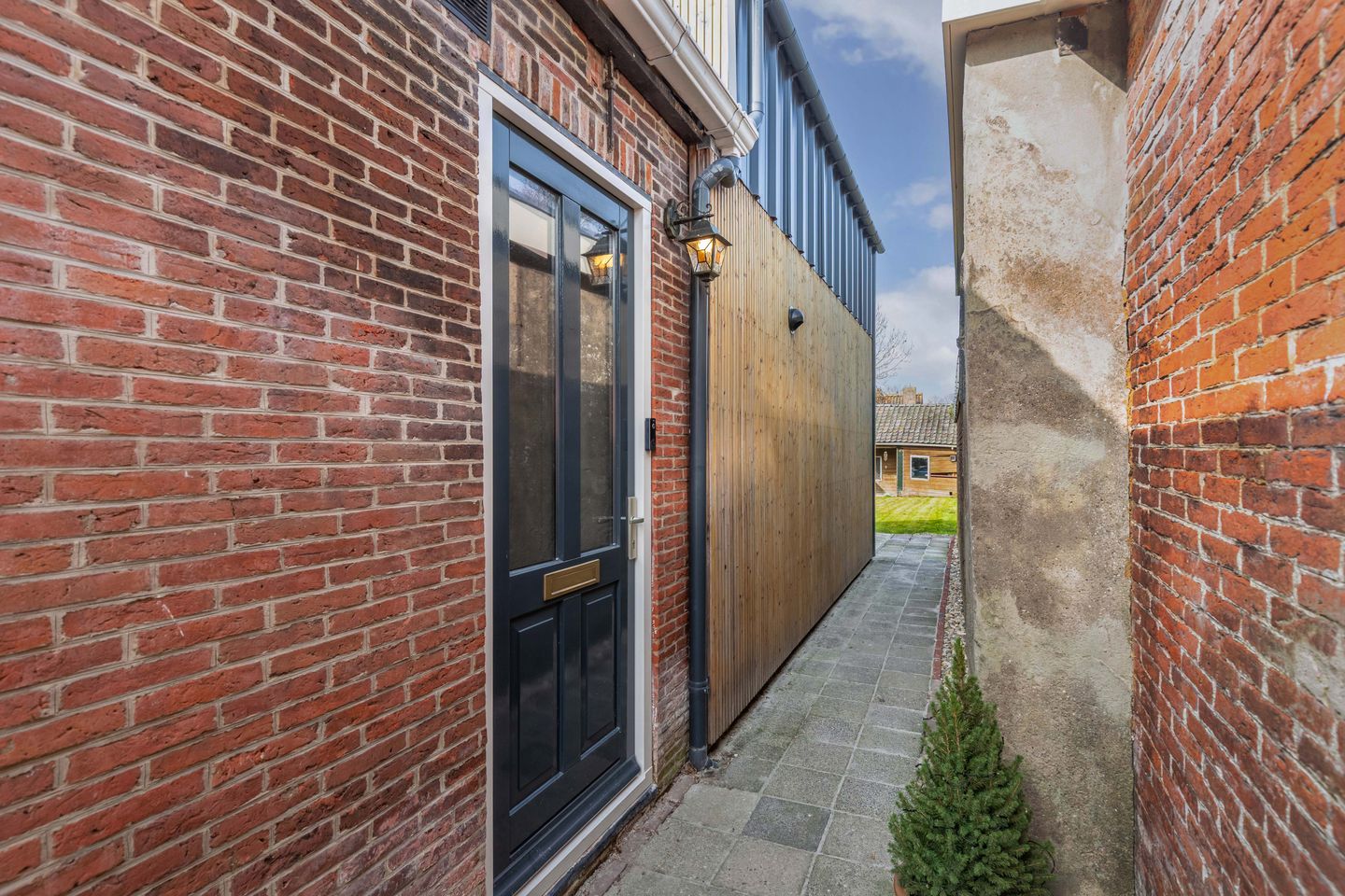 Modern and Energy Efficient Extended Family Home in Weidum — 9