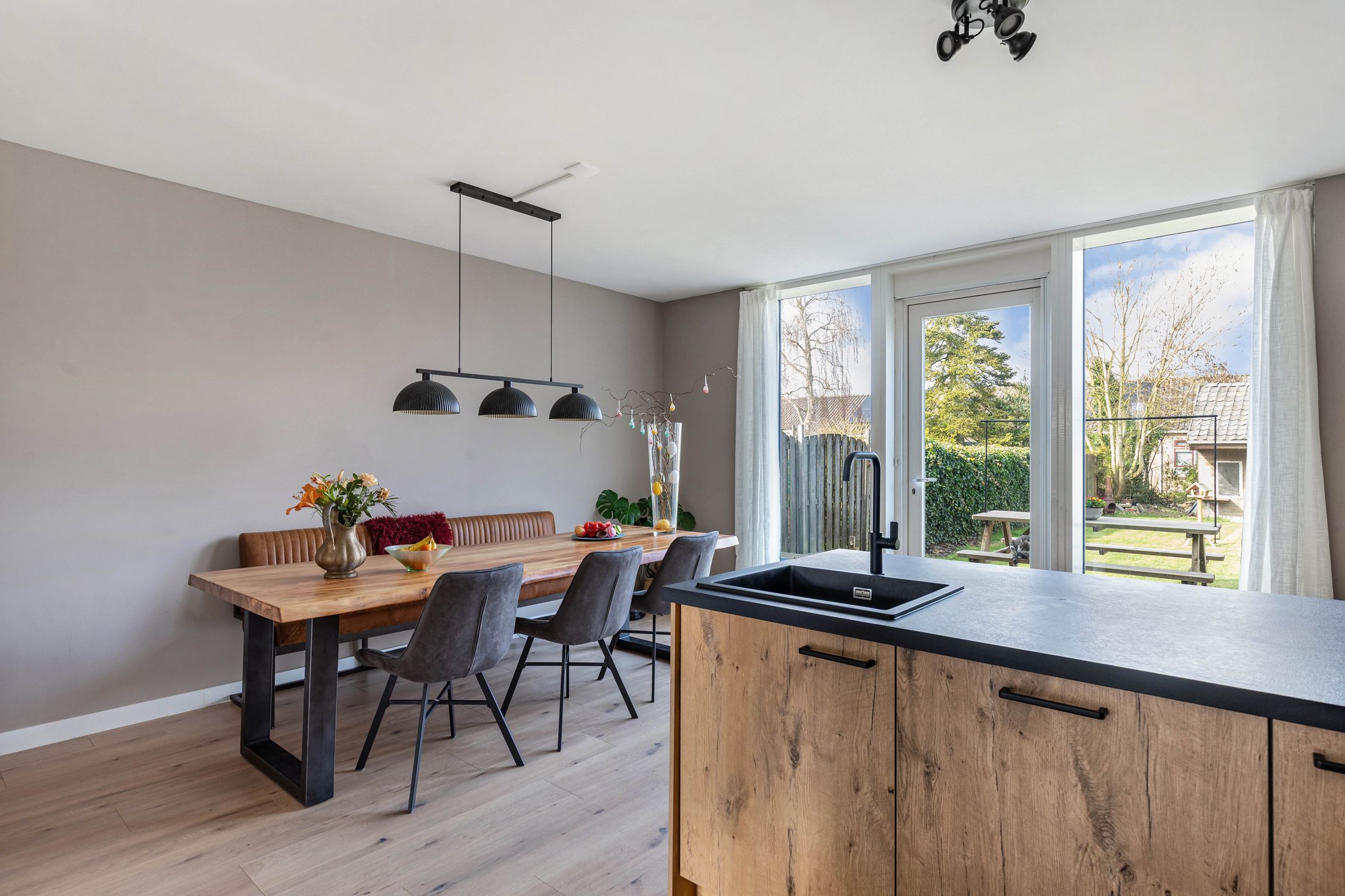 Modern and Energy Efficient Extended Family Home in Weidum — 25