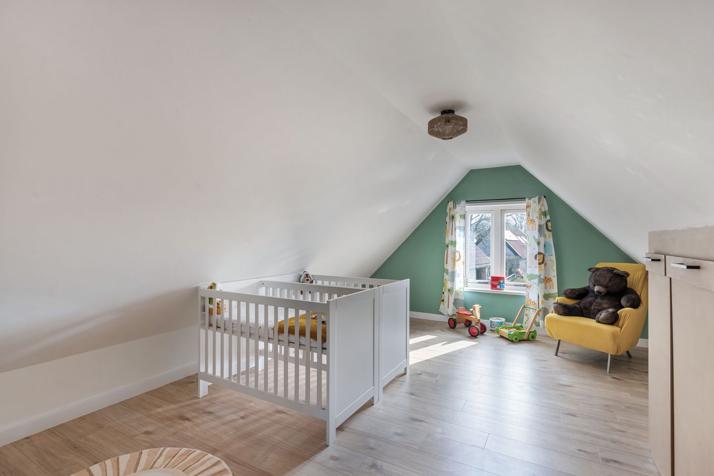 Modern and Energy Efficient Extended Family Home in Weidum — 33