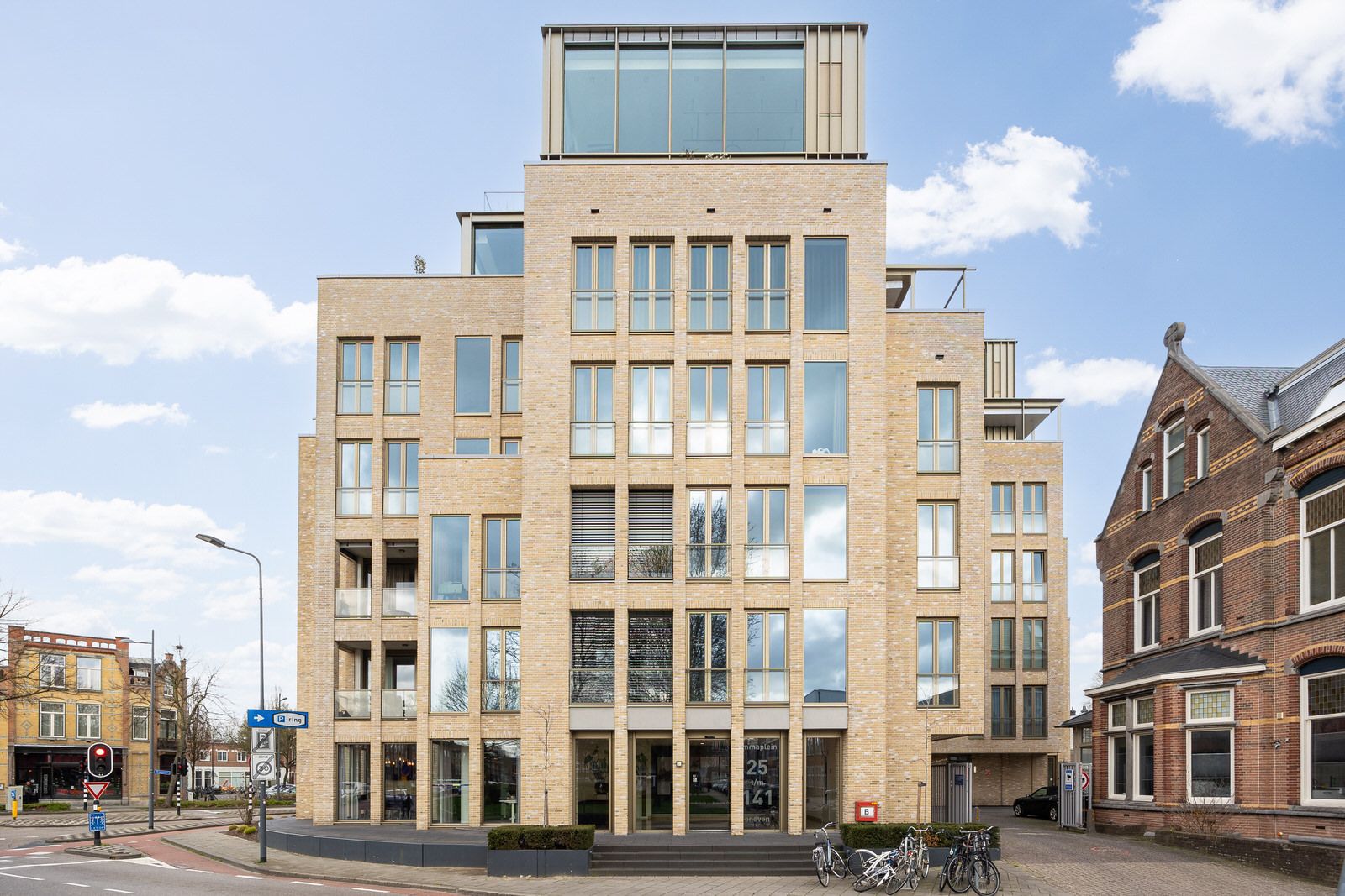 Foto 27 van Emmaplein 119