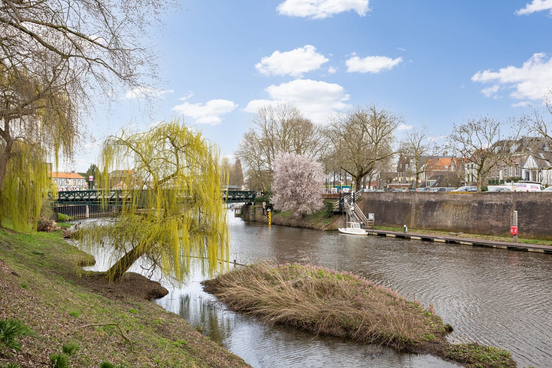 Foto 32 van Emmaplein 119