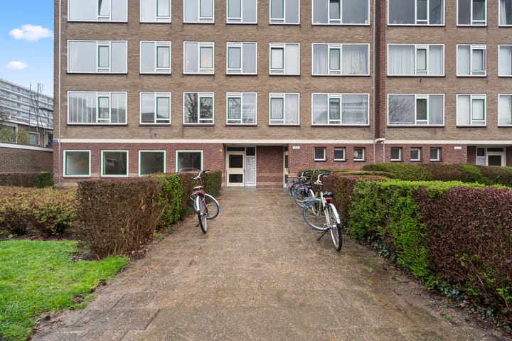 Photo 3 of Loderlaan 77