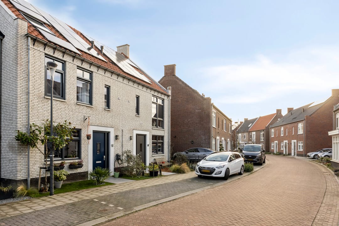 Foto 32 van Kattenstaart 18