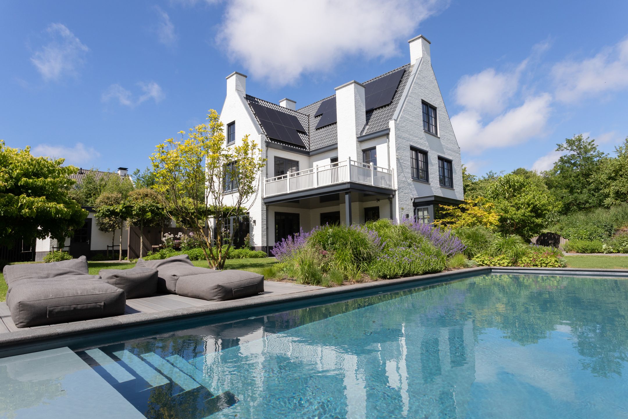 Buying a house in The Netherlands., Liduinalaan 2