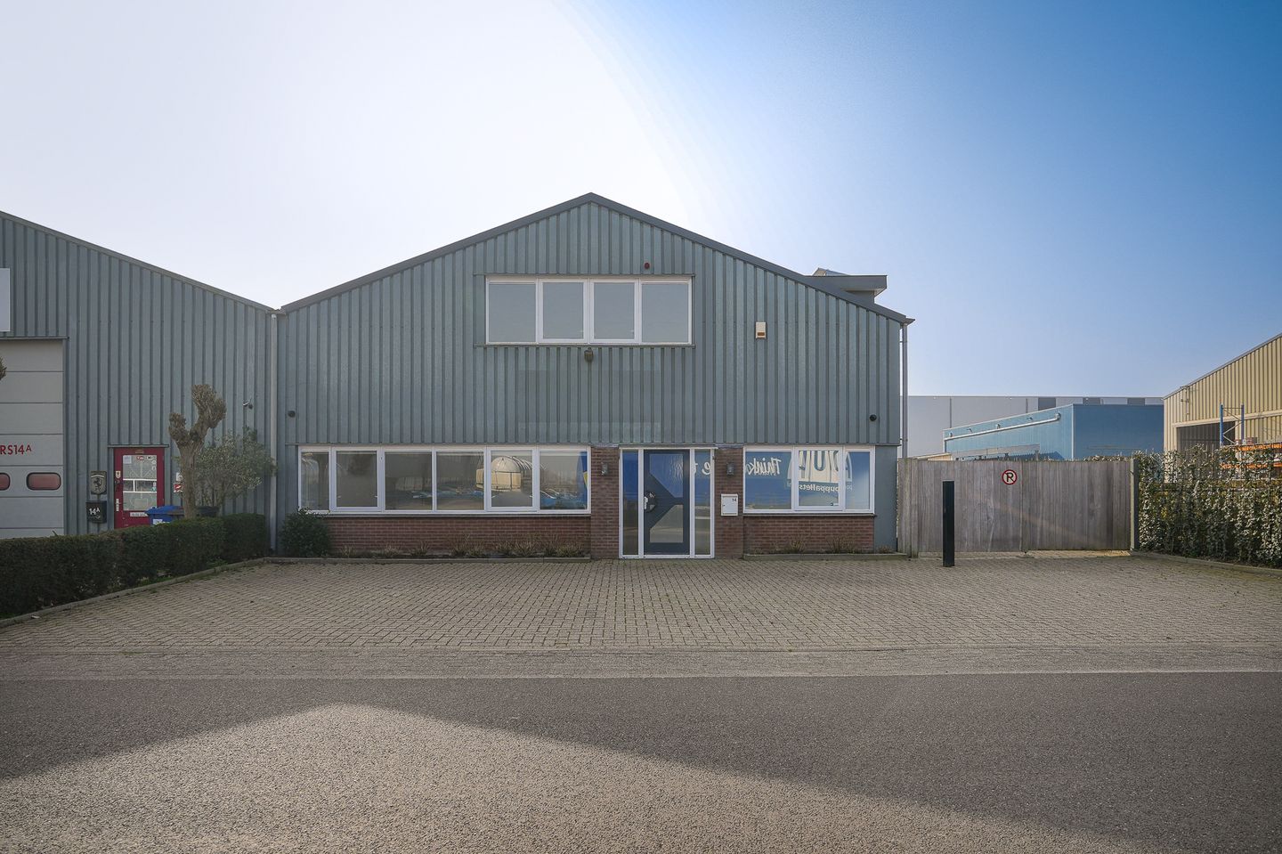 Bekijk foto 1 van Panhuizerweg 14