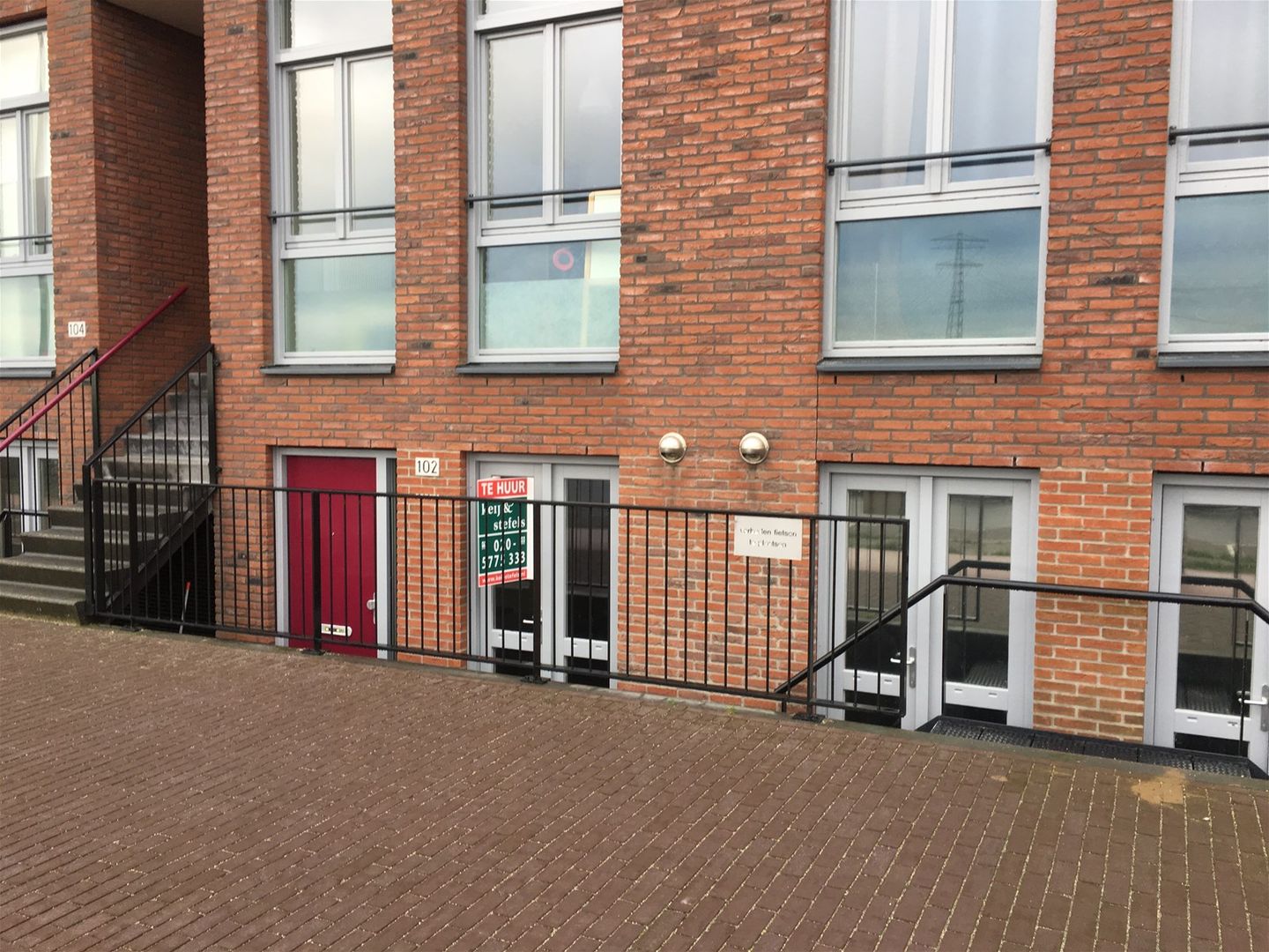 Bekijk foto 1 van Cas Oorthuyskade 102