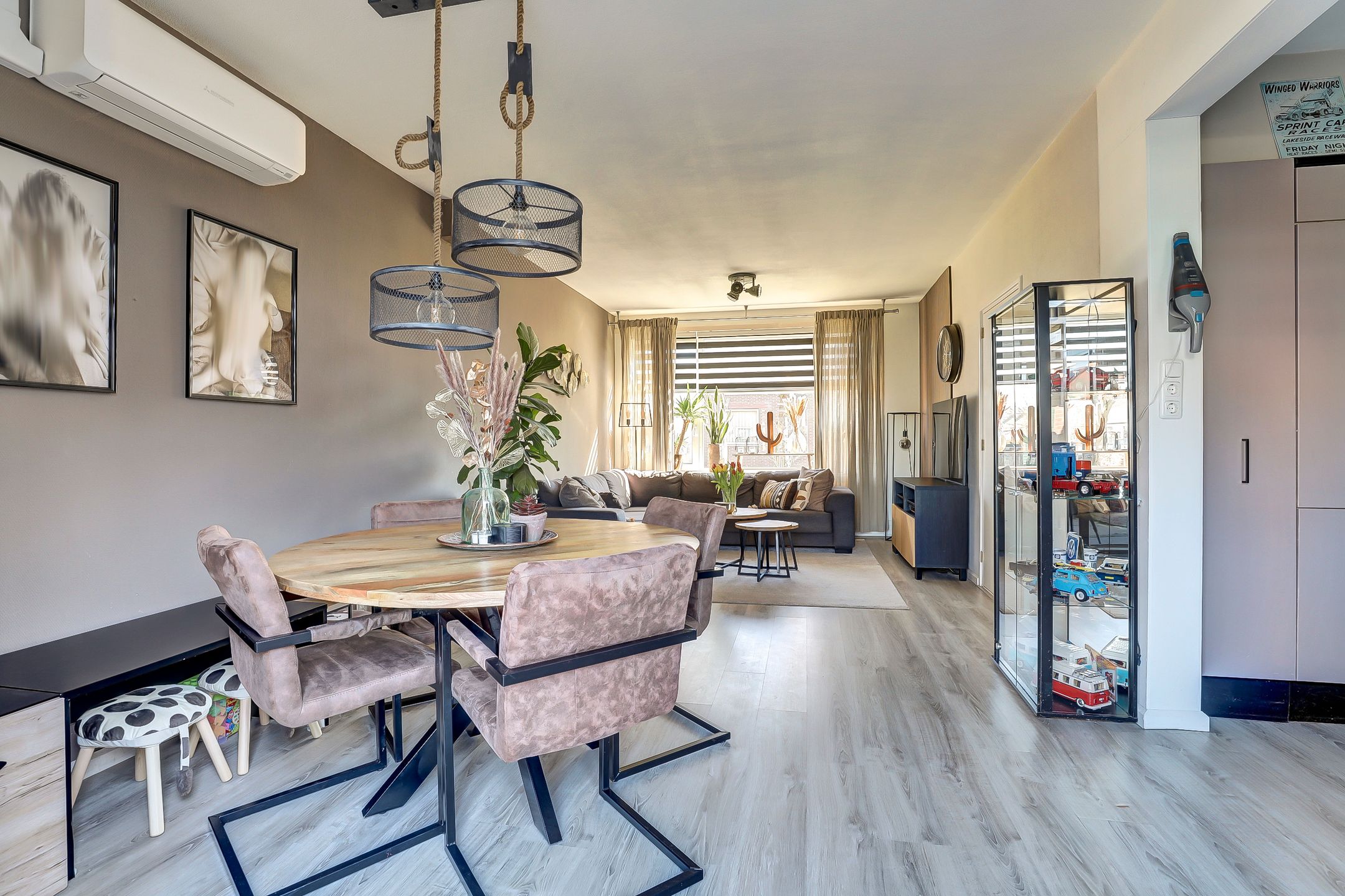 Photo 9 of van der Weijstrjitte 41