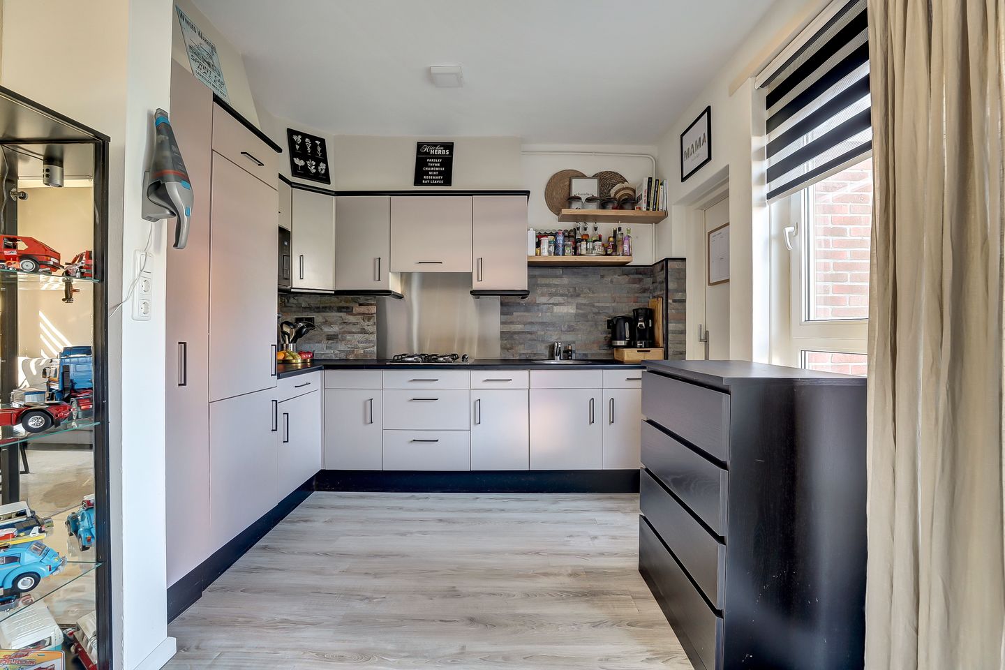 Photo 10 of van der Weijstrjitte 41