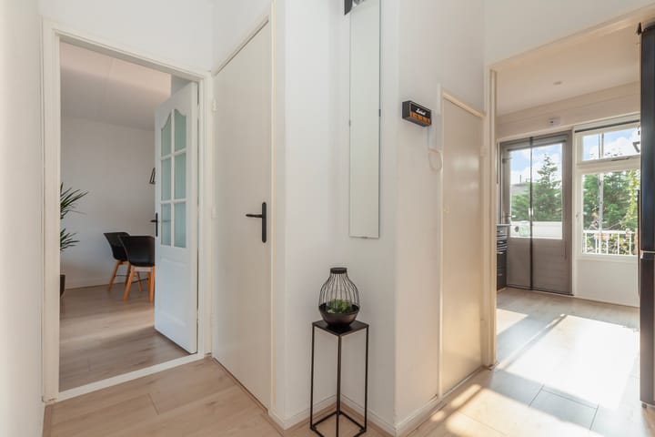 Photo 2 of Delftseveerweg 13-B