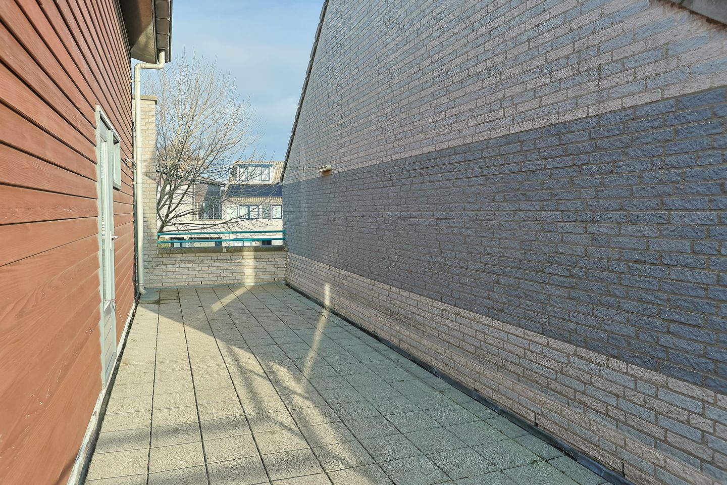 Spacious Townhouse with Garage and Sunny Southwest Garden — 19