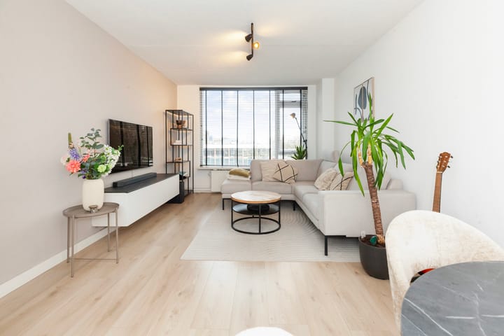 Photo 5 of Delftseveerweg 13-B