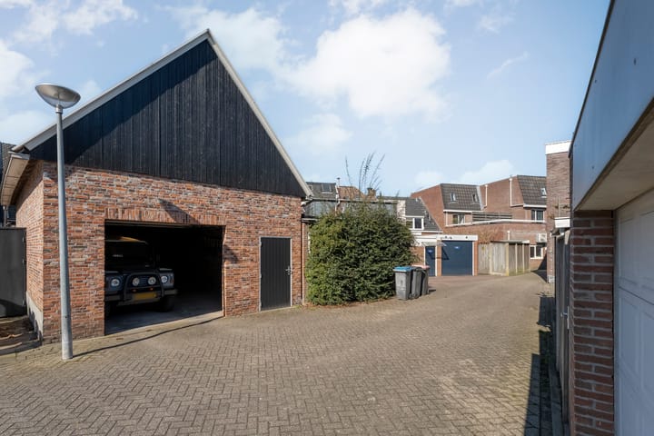 Photo 3 of Ootmarsumsestraat 1-A