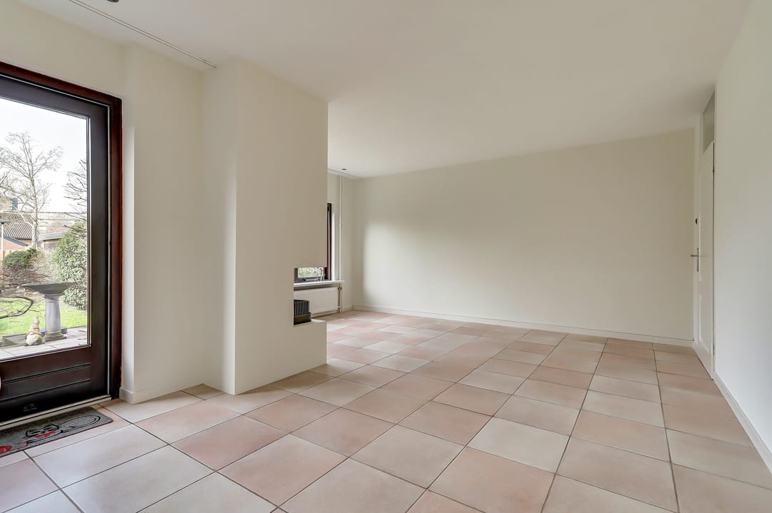 Photo 11 of Dokter Hiemstralaan 34