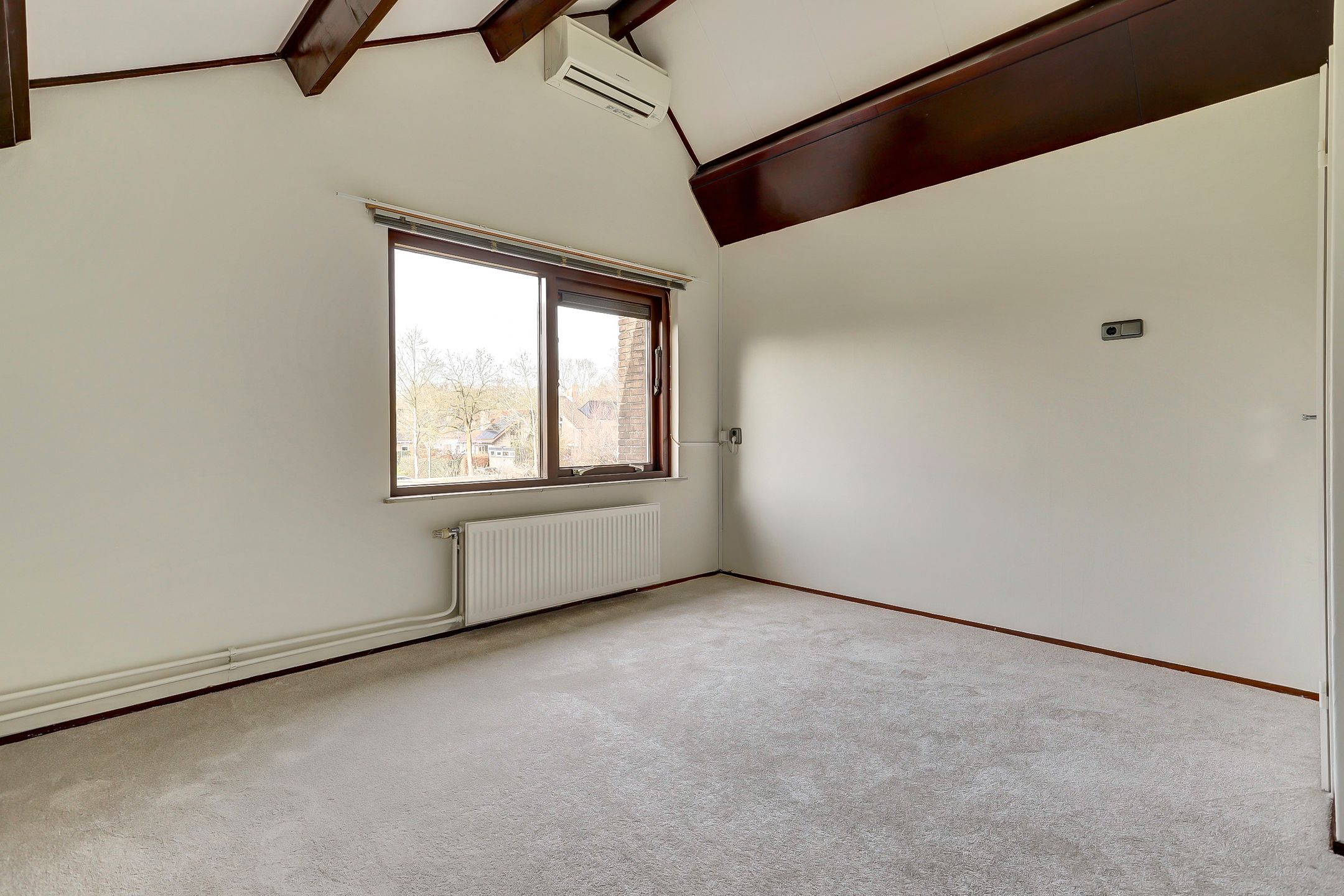 Photo 21 of Dokter Hiemstralaan 34