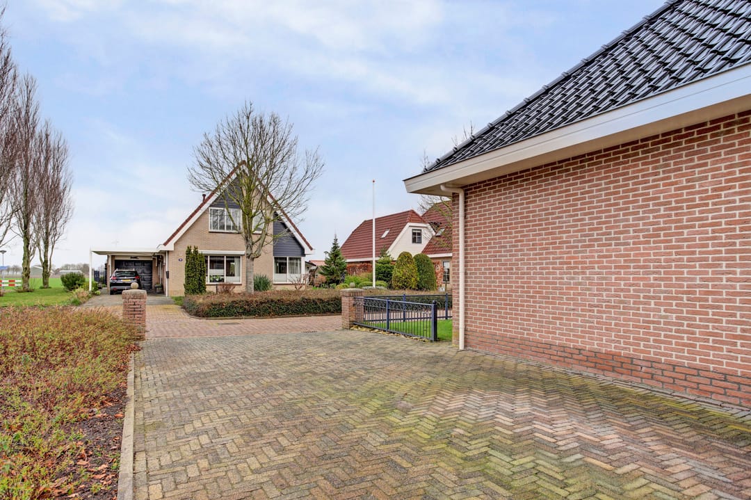 Photo 7 of Dr. Sicco Mansholtstraat 91