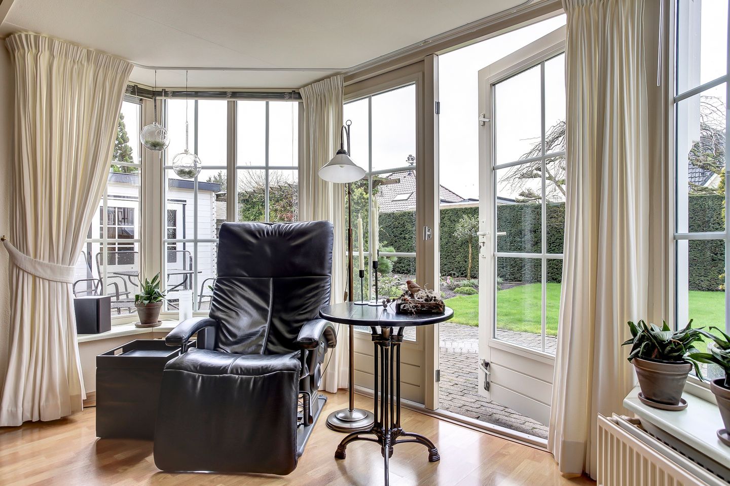 Photo 14 of Dr. Sicco Mansholtstraat 91